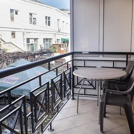 Cozy Seaside Escape - Stylish 1-bedroom In By Flat Mаnager