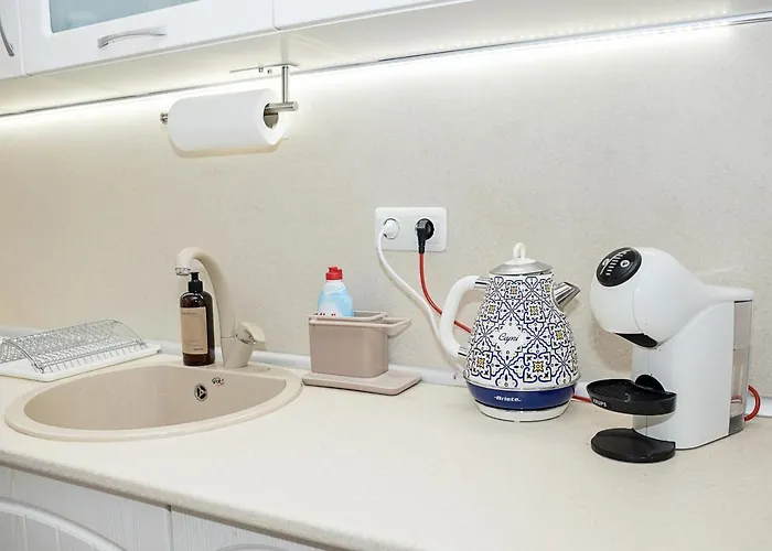 Cozy Seaside Escape - Stylish 1-bedroom In By Flat Mаnager Apartment Balchik