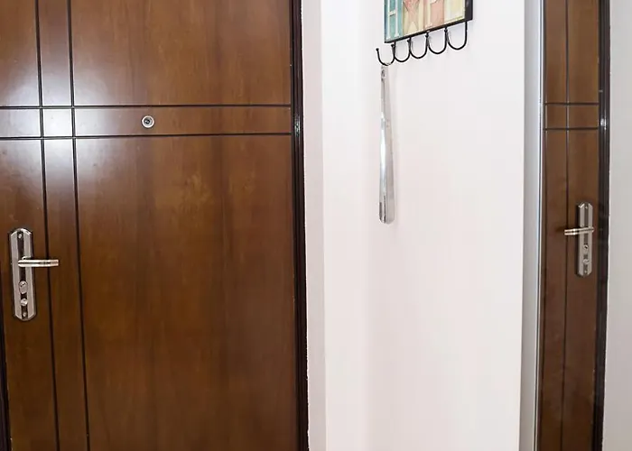 Apartment Cozy Seaside Escape - Stylish 1-bedroom In By Flat Mаnager Balchik