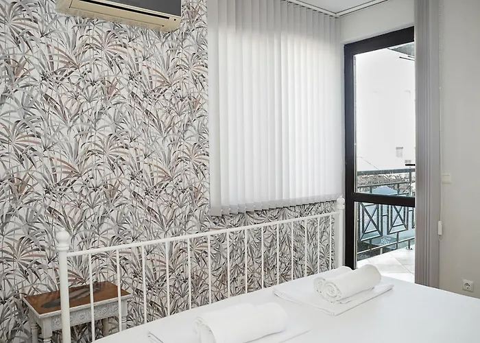 Cozy Seaside Escape - Stylish 1-bedroom In By Flat Mаnager *